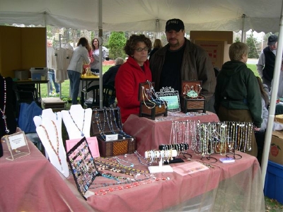 Jewelry vendor